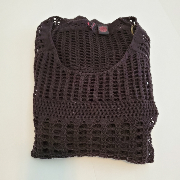 Heart n Crush Crochet Top - Picture 7 of 7